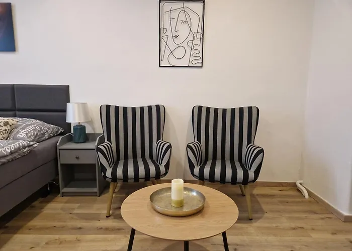 Cerna Ruze- 2 Lägenhet *